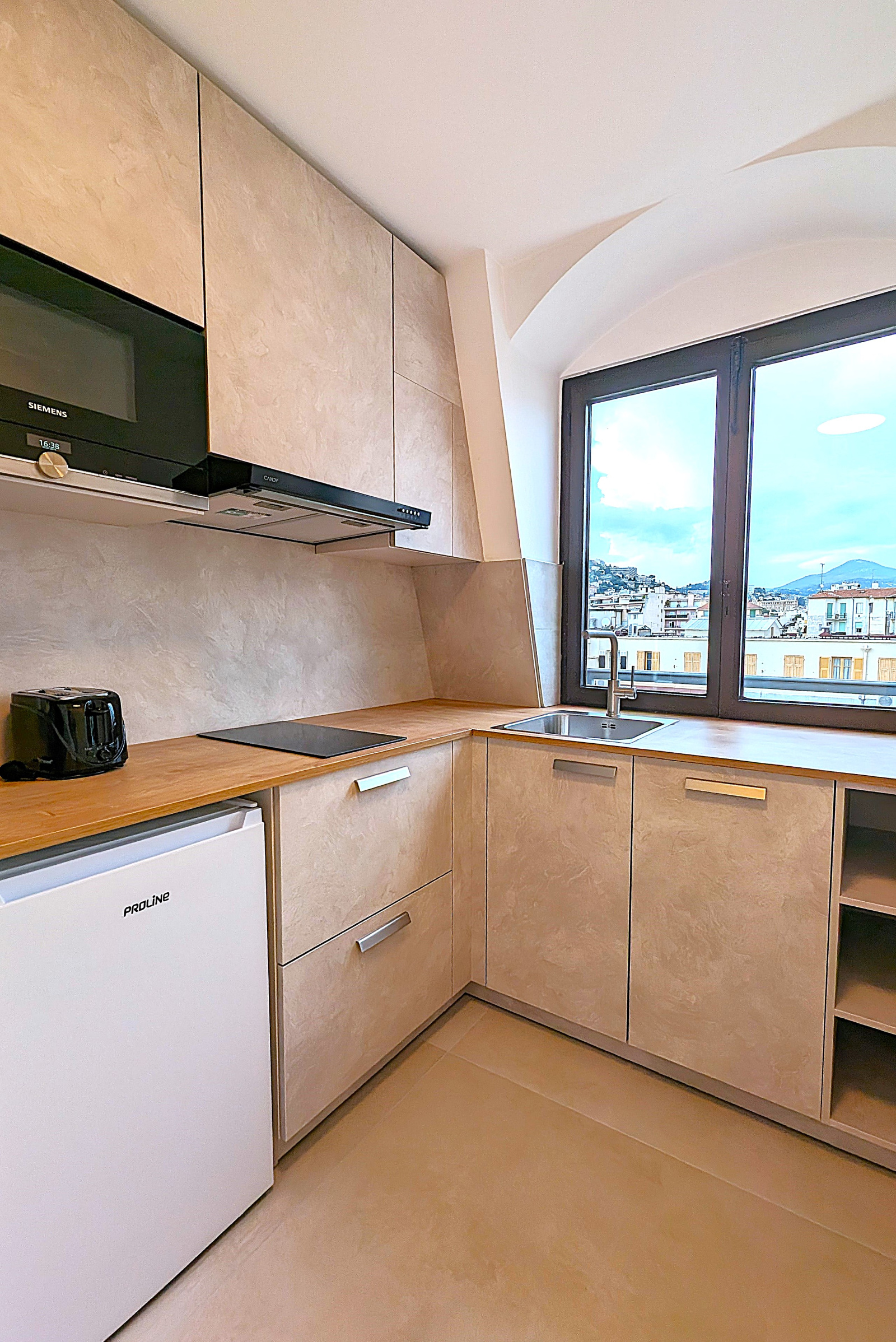 Image_, Studio, Nice, ref :l396